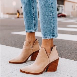 Vince Camuto Block Heeled Bootie